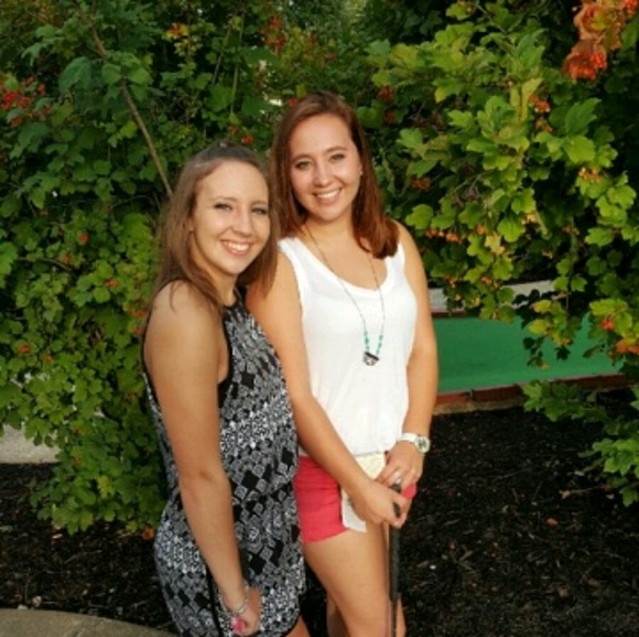 Meet your Posher, Mckenna - Picture 1 of 1